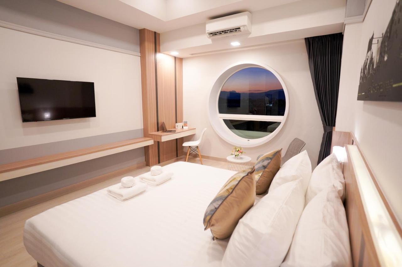 The Space Hotel Chiang Rai Exterior foto