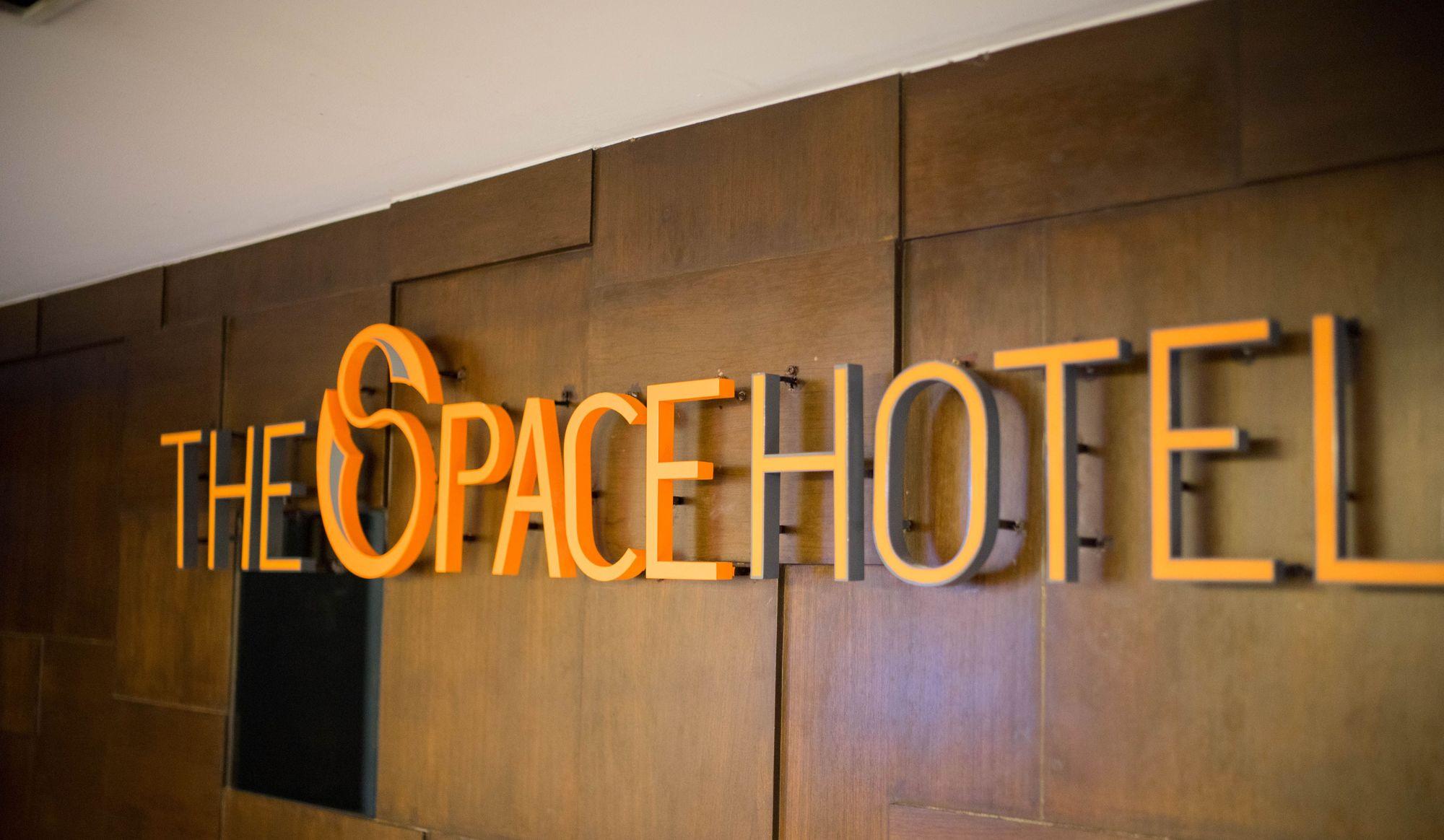 The Space Hotel Chiang Rai Exterior foto
